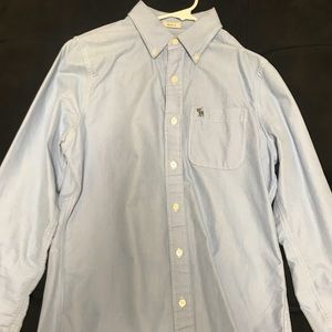 Ambercrombie and Fitch, Men’s blue button up